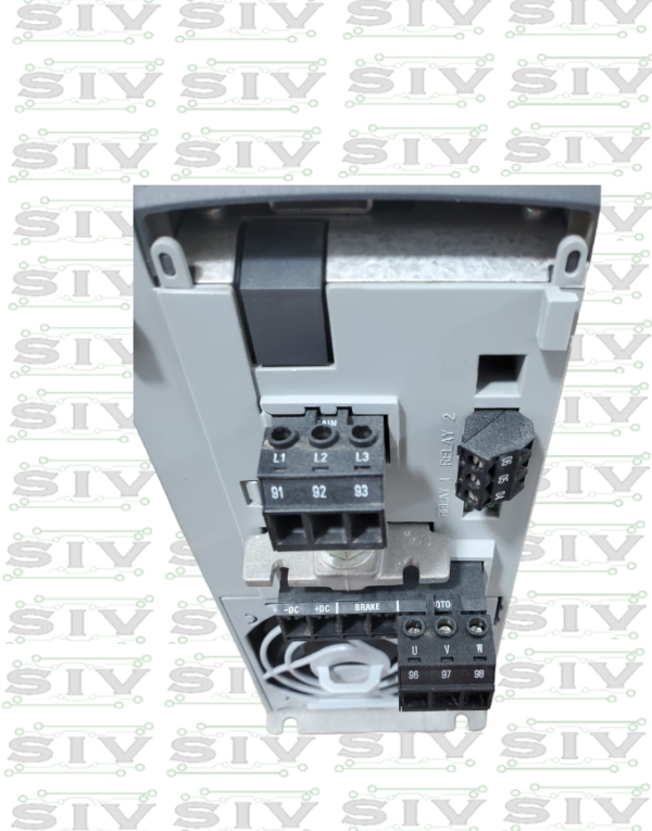 VARIADOR DE VELOCIDAD 3HP-440VAC/ 2.2KW - Imagen 2